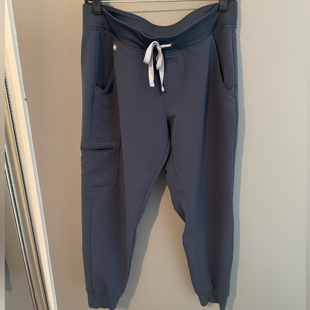 FIGS Zamora jogger dark harbor M Petite